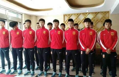 一男一女曰批片
