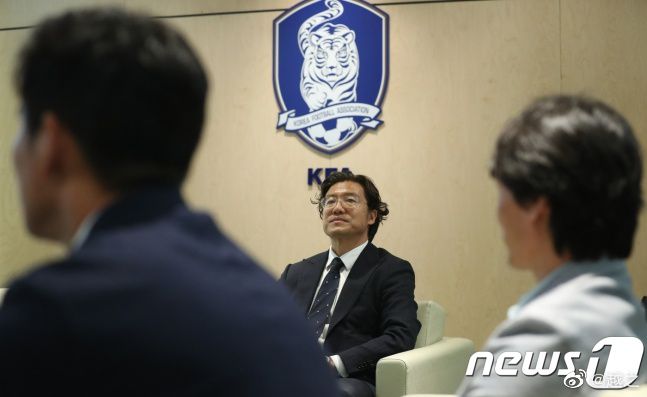 成人国产在线24小时播放视频