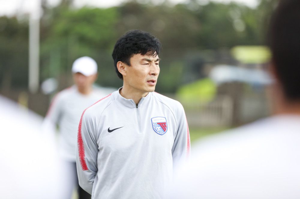 日本高清中文字幕在线观穿线视频