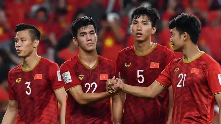 国产成人艳妇aa视频在线